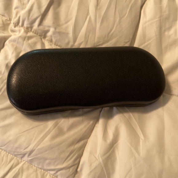 Glasses - Picture 5 of 5